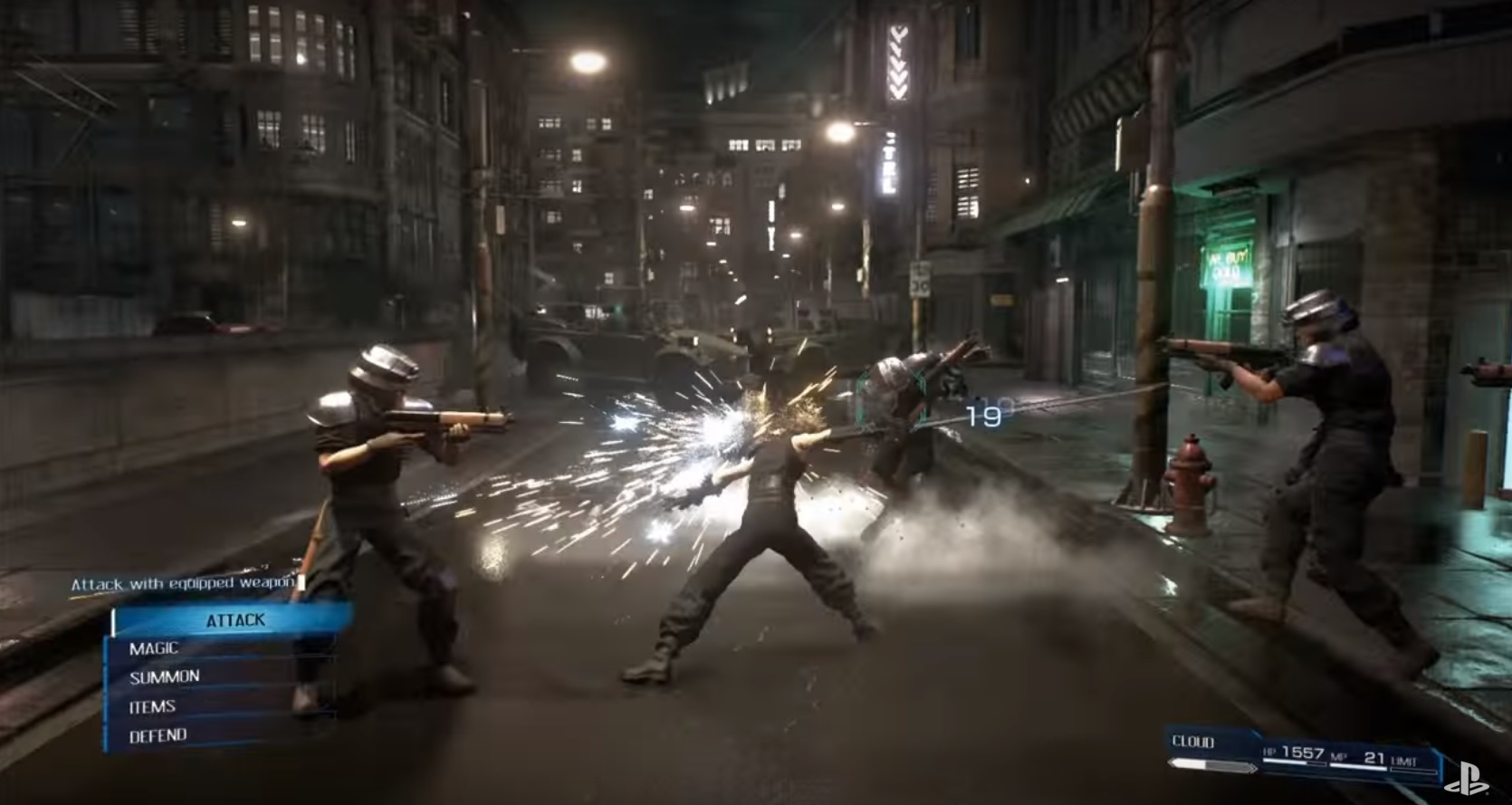 final-fantasy-vii-remake-gameplay-screenshot-attack-equipped-weapon-ps4
